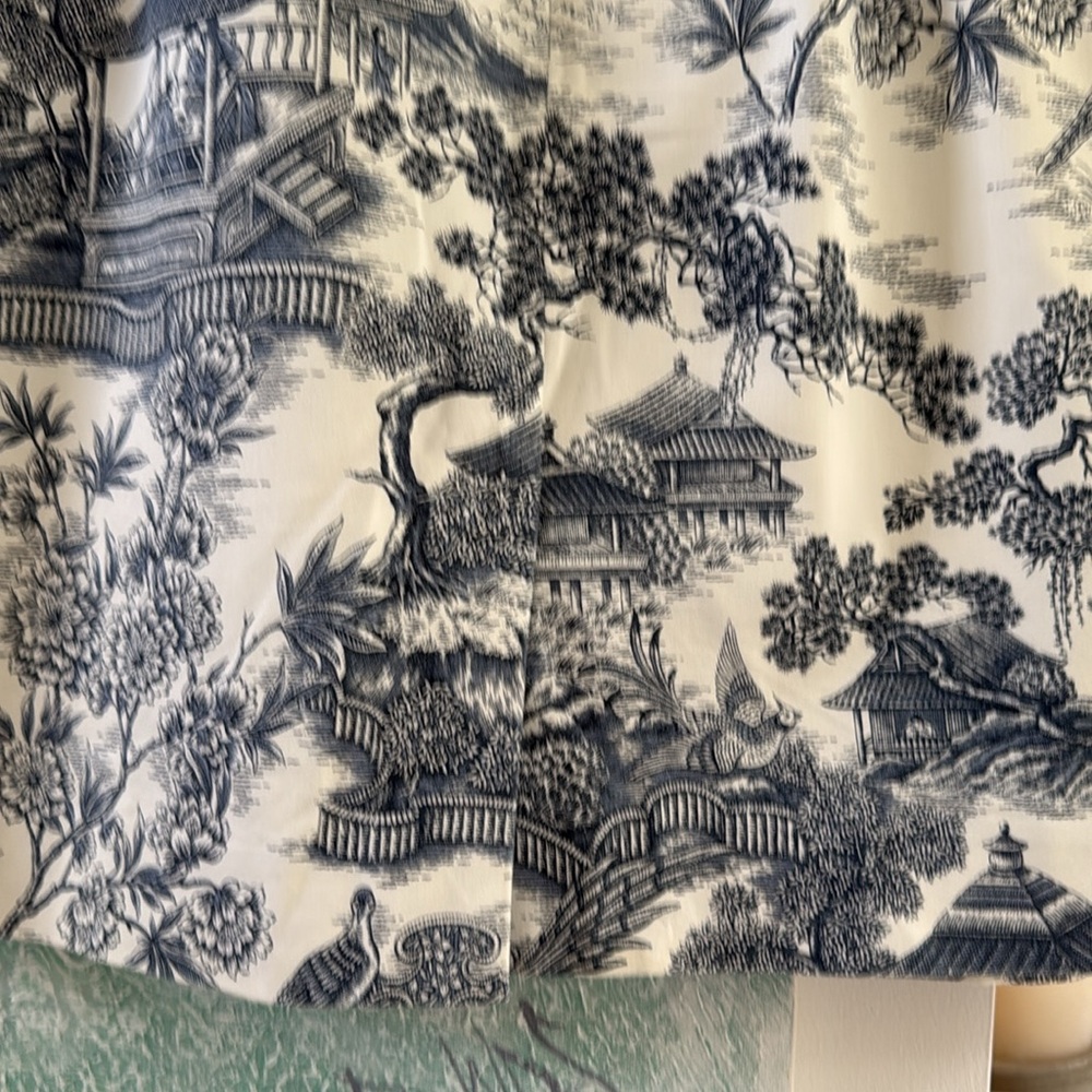 Ralph Lauren Blue and White Patterned Skirt - Picture 3 of 5